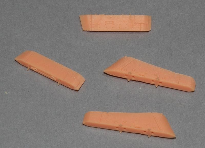 Under Intake and Rear Fuselage Bomb Pylons with Bombs (4) for Mirage III/Cheetah/Kfir (Mk82 with Limbo Fuse)