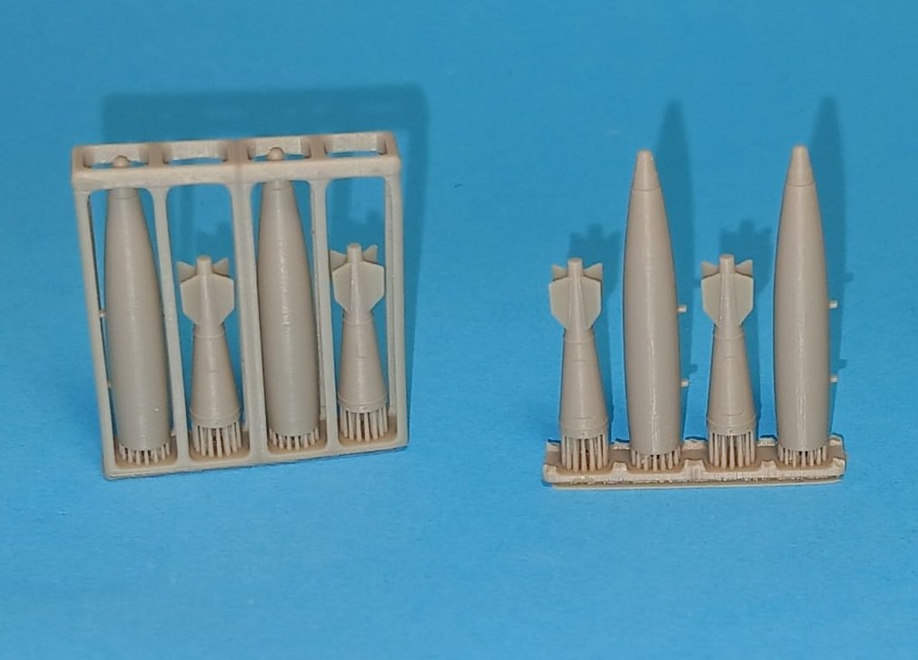 Mirage III/Cheetah/Kfir pylon set with Mk82 bombs