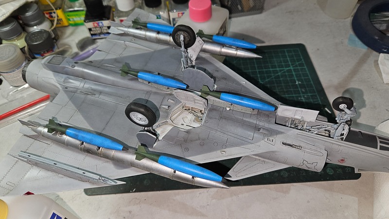 1:32 Weapon Sets, view 9 of 12 — Model by Malcolm Reid. Featuring ArtMan Delta weapon sets